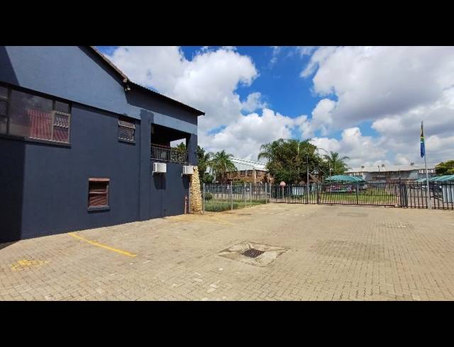 INDUSTRIAL PROPERTY TO RENT IN ROOIHUISKRAAL